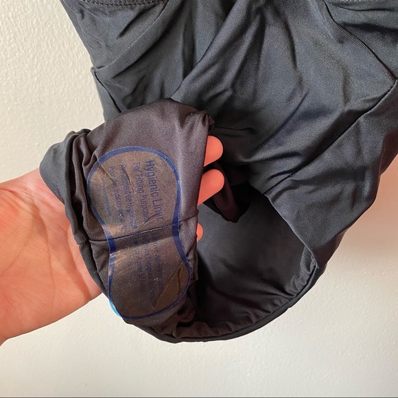 Avec Les Filles Ruffle Top One Piece Swimsuit - Picture 11 of 13